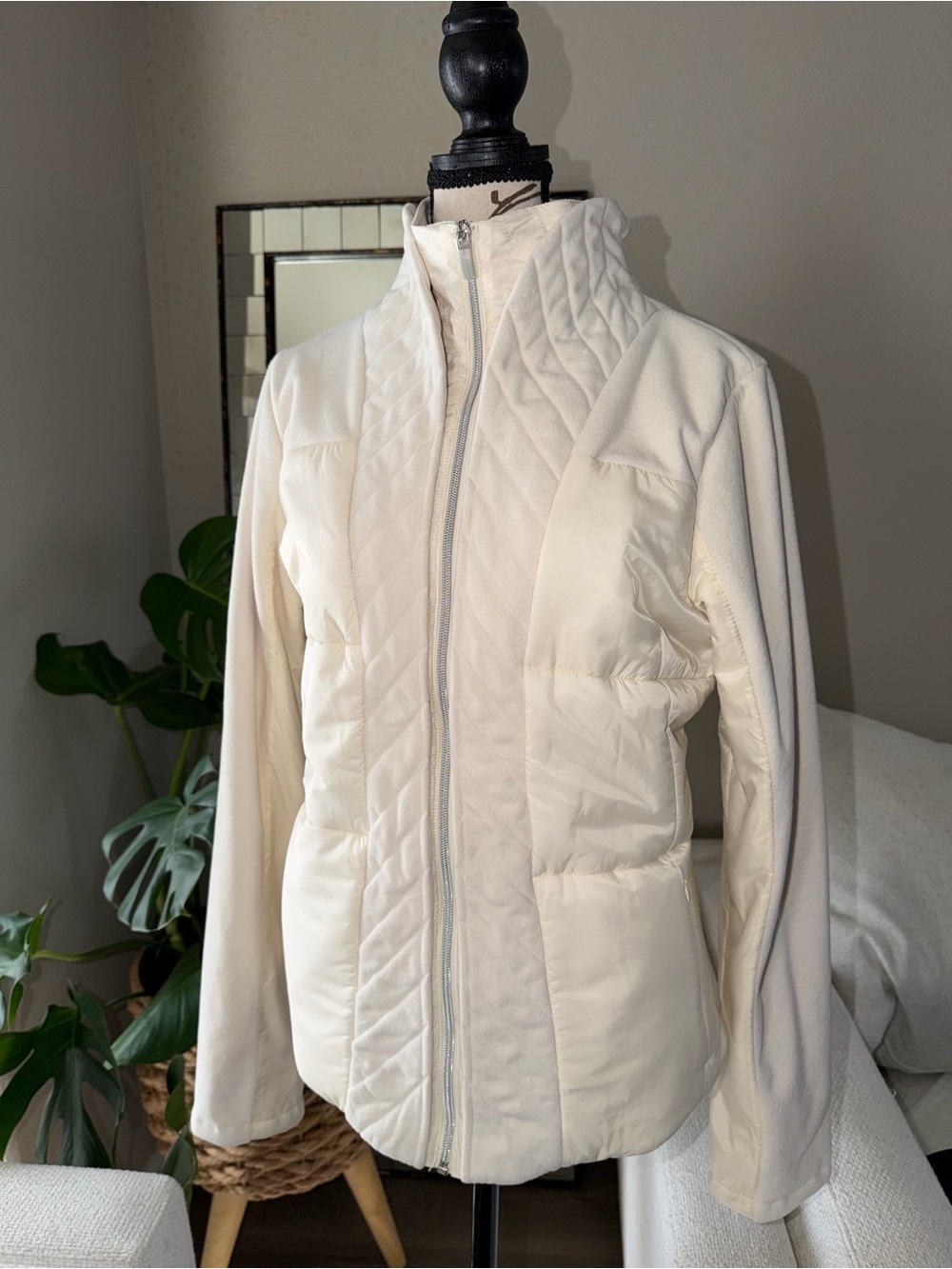 Lululemon St. Moritz Jacket in the color Polar Cream